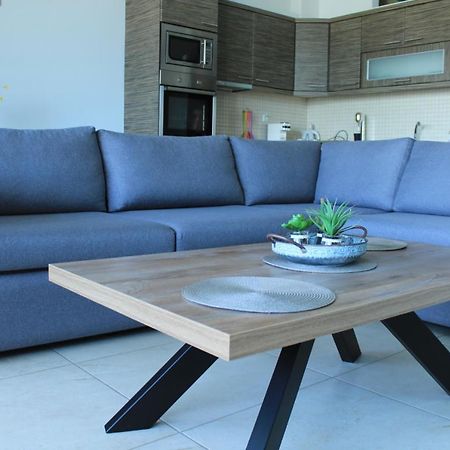 Lakis Luxury Apartment เกราโมตี ภายนอก รูปภาพ