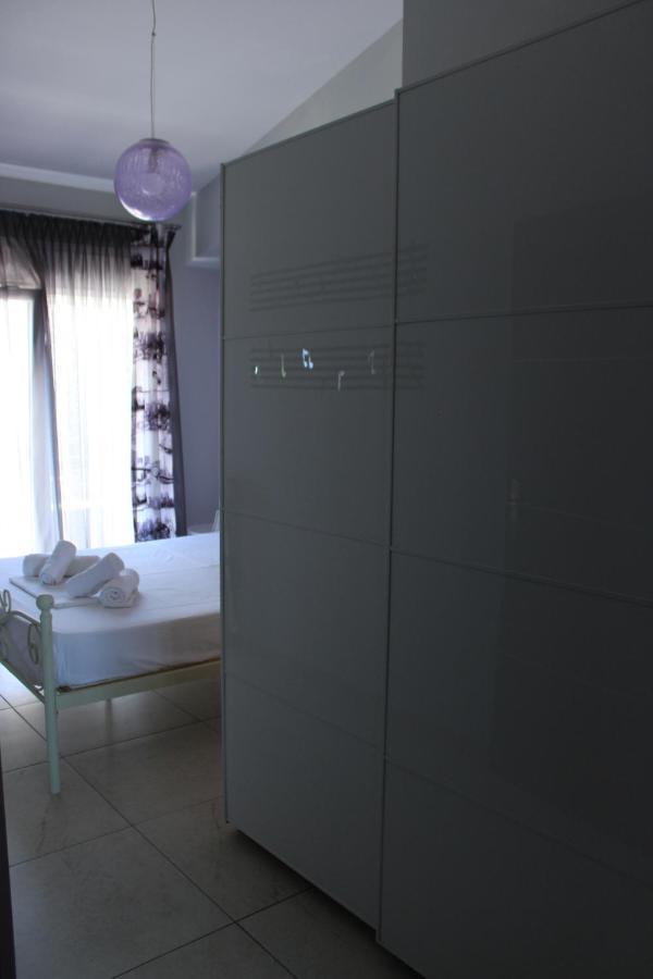 Lakis Luxury Apartment เกราโมตี ภายนอก รูปภาพ